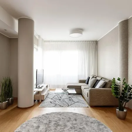 W City, Exceptional Location, Work-friendly Apartmán *