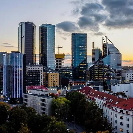 W City, Exceptional Location, Work-friendly * טאלין