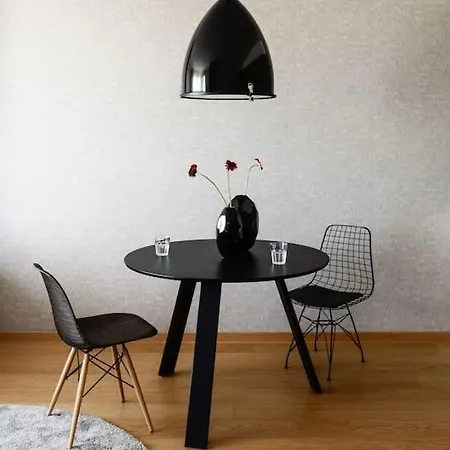 Apartment W City, Exceptional Location, Work-friendly *