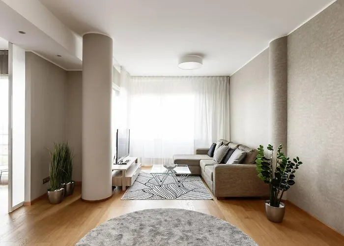 W City, Exceptional Location, Work-friendly Lägenhet *